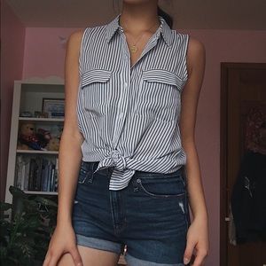 collared sleeveless pinstripe tank